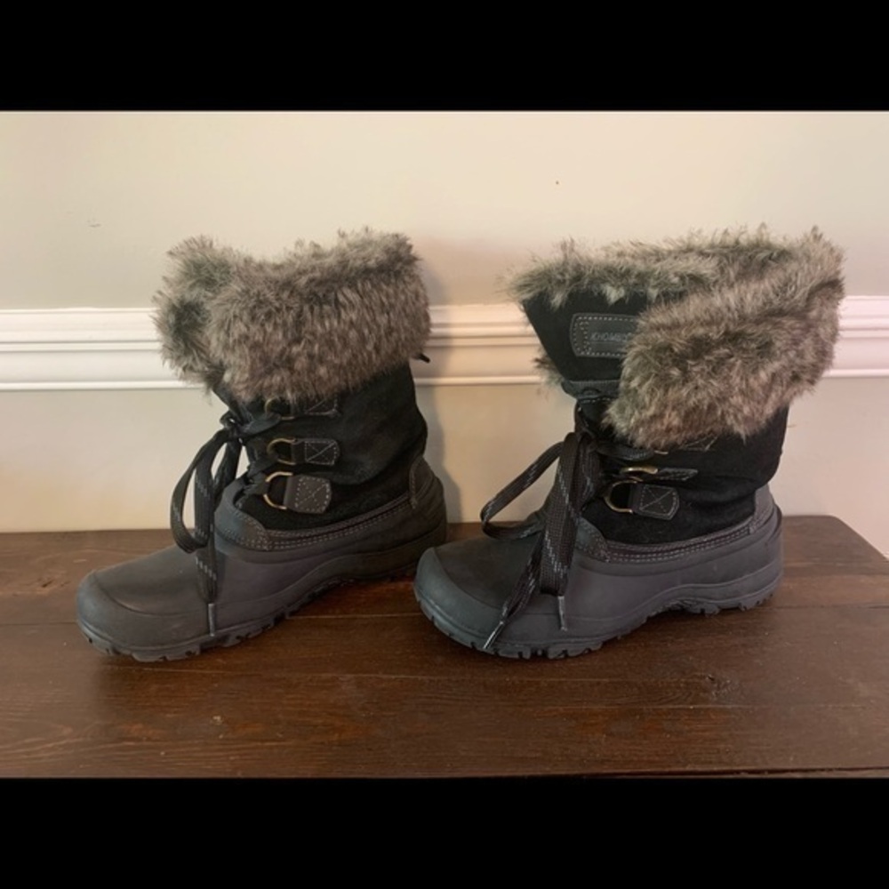 Khombu Black Lace Up Winter Boots Size 7
